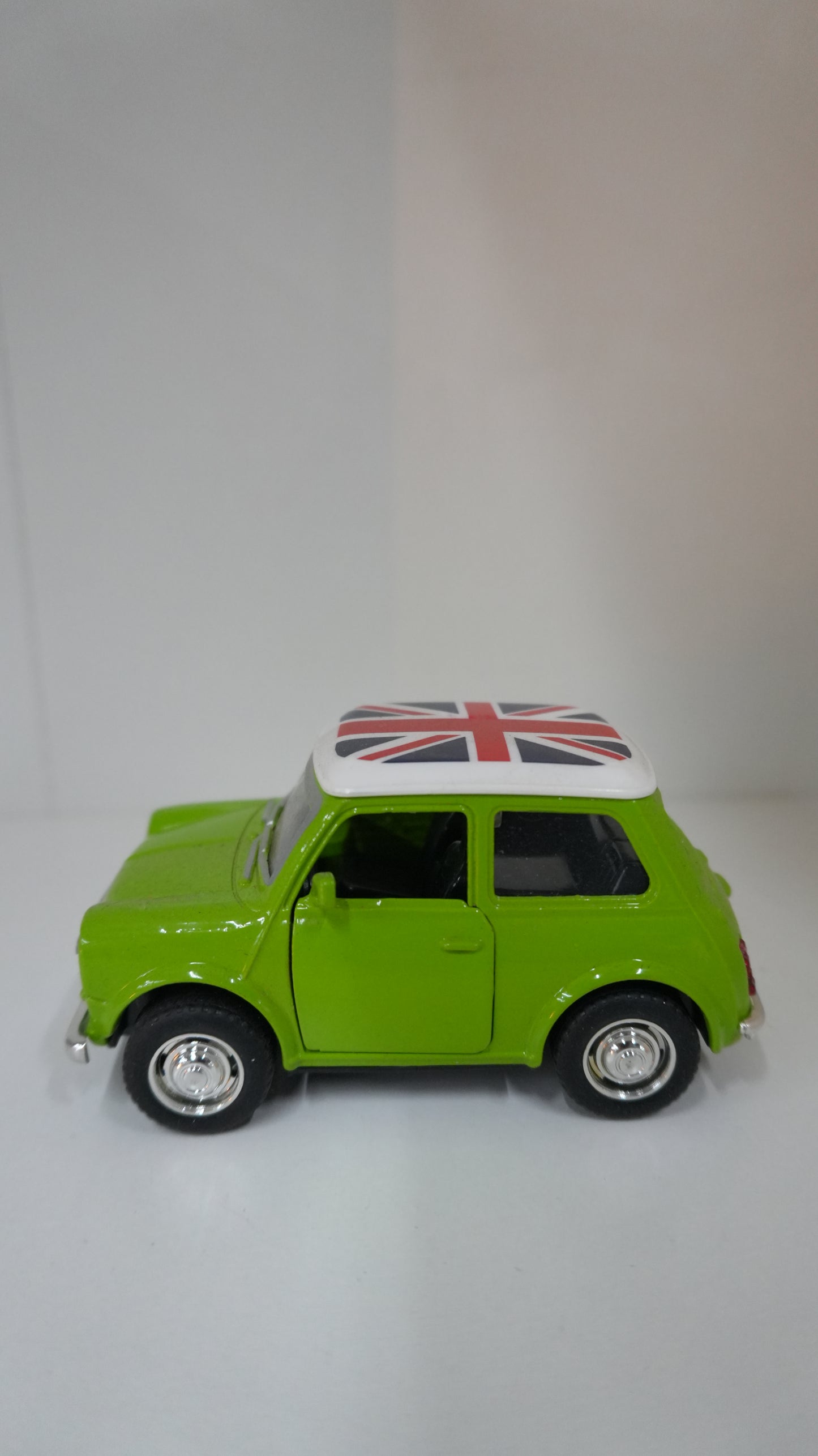 Mr Bean's Mini - Green