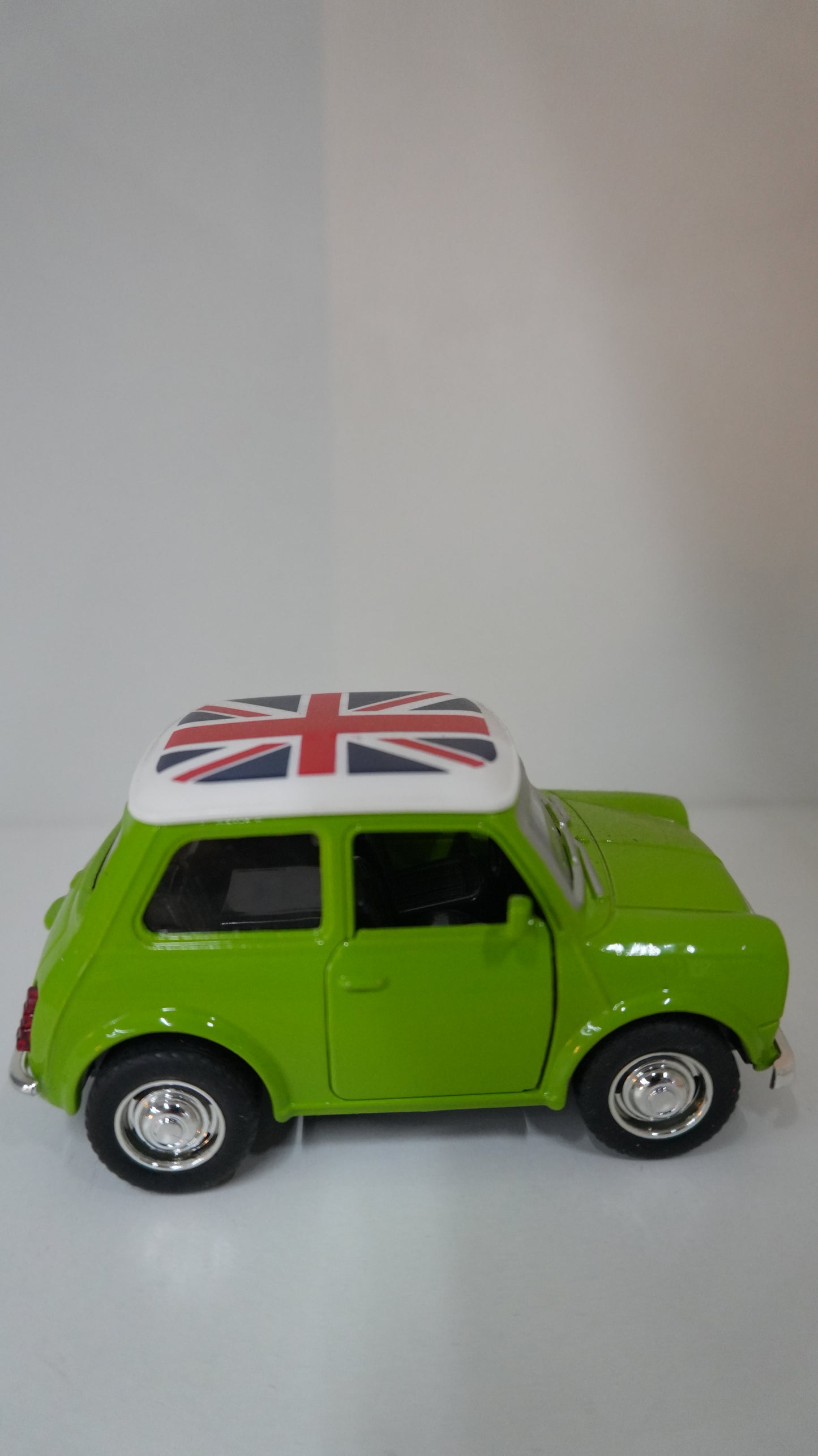Mr Bean's Mini - Green